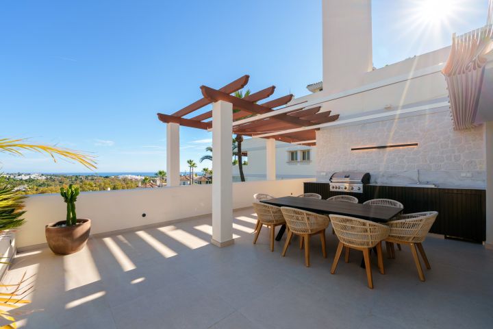 Belvederes 12 - Renovated Scandinavian-Style Duplex Penthouse with Private Pool and Panoramic Views in La Cerquilla