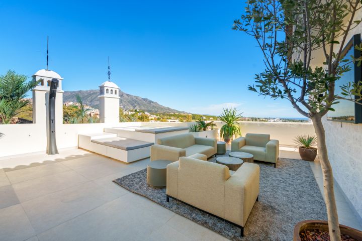 Belvederes 12 - Renovated Scandinavian-Style Duplex Penthouse with Private Pool and Panoramic Views in La Cerquilla