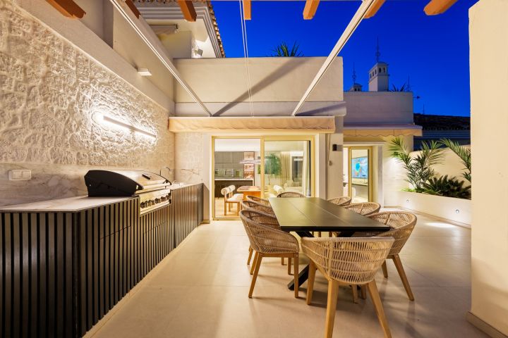 Belvederes 12 - Renovated Scandinavian-Style Duplex Penthouse with Private Pool and Panoramic Views in La Cerquilla