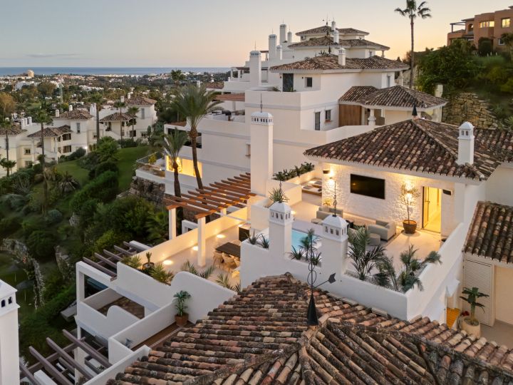 Belvederes 12 - Renovated Scandinavian-Style Duplex Penthouse with Private Pool and Panoramic Views in La Cerquilla
