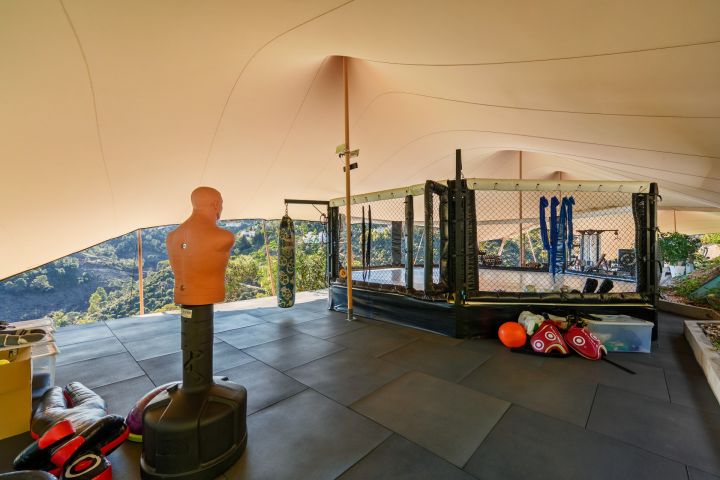 Madroñal 72 - Luxury Hillside Villa with Outdoor Gym