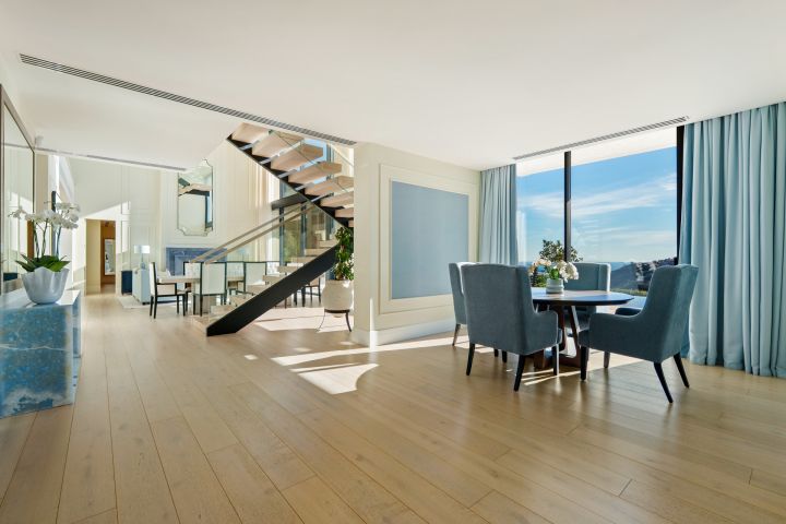 Madroñal 72 - Luxury Hillside Villa with Outdoor Gym