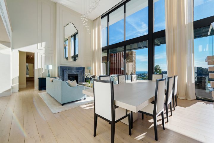 Madroñal 72 - Luxury Hillside Villa with Outdoor Gym