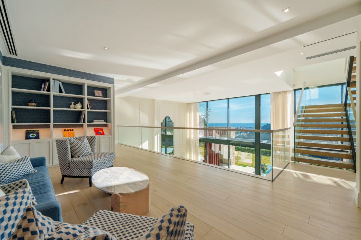 Madroñal 72 - Luxury Hillside Villa with Outdoor Gym