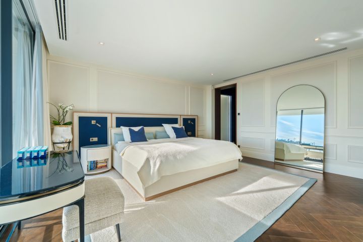 Madroñal 72 - Luxury Hillside Villa with Outdoor Gym