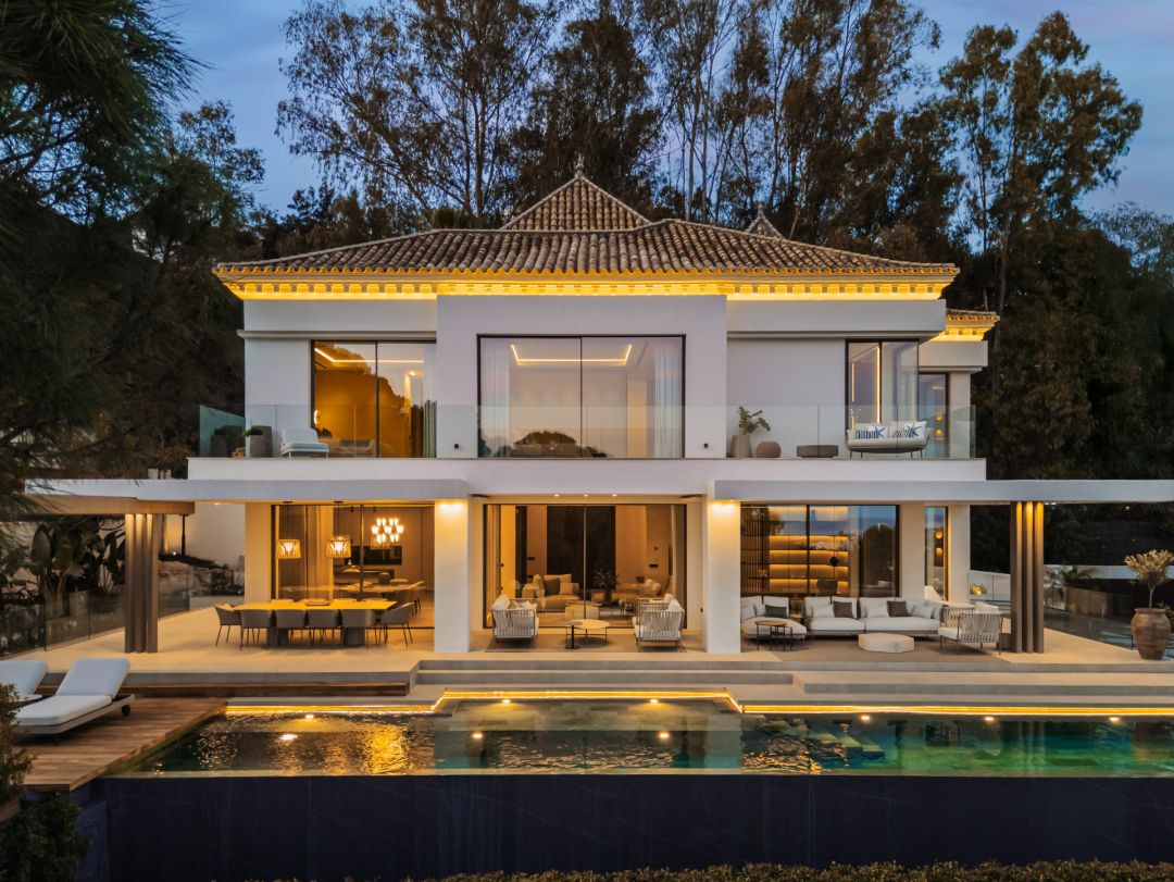 The Ridge - One-of-a-kind Villa in El Herrojo