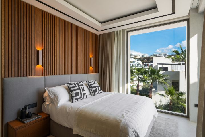 The Ridge - One-of-a-kind Villa in El Herrojo