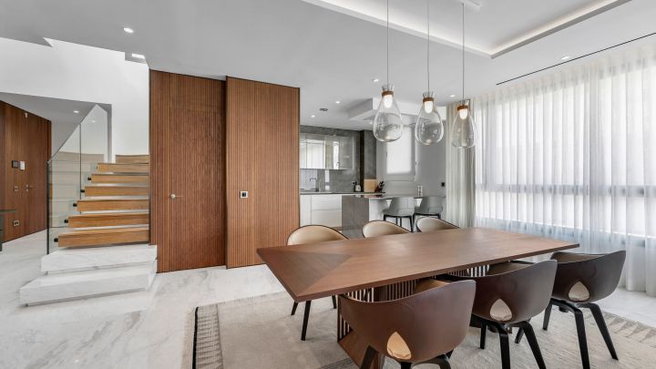 Elegant Fendi Casa Penthouse with Pool and Sea Views on Marbella’s Golden Mile - Elegant Fendi Casa Penthouse with Pool and Sea Views on Marbella’s Golden Mile