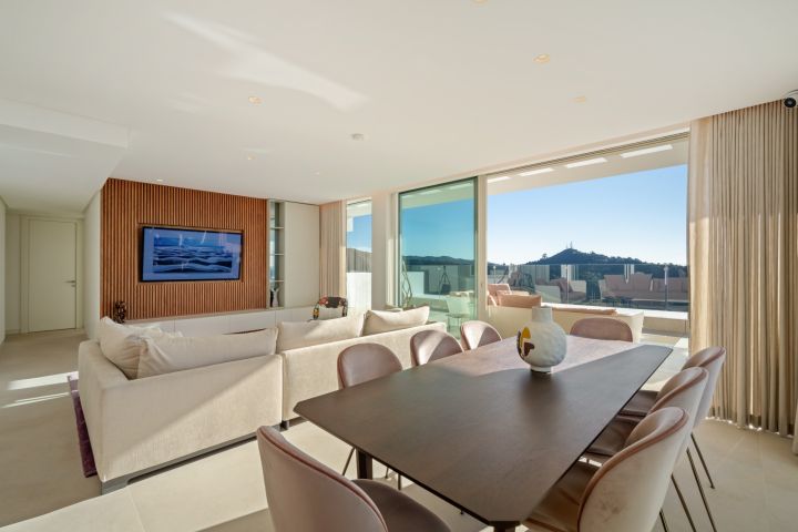 Palo Alto 1 - Contemporary Penthouse with Panoramic Views