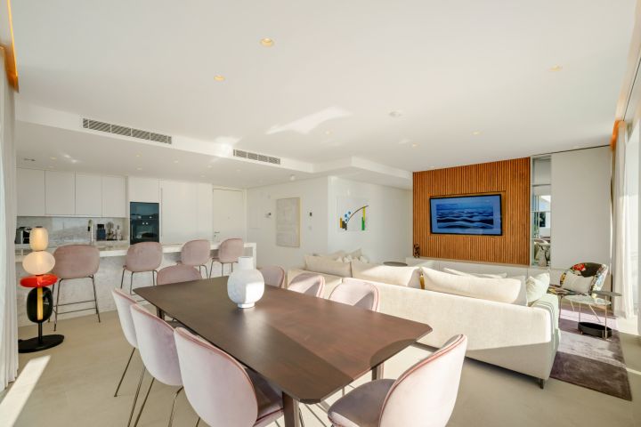 Palo Alto 1 - Contemporary Penthouse with Panoramic Views