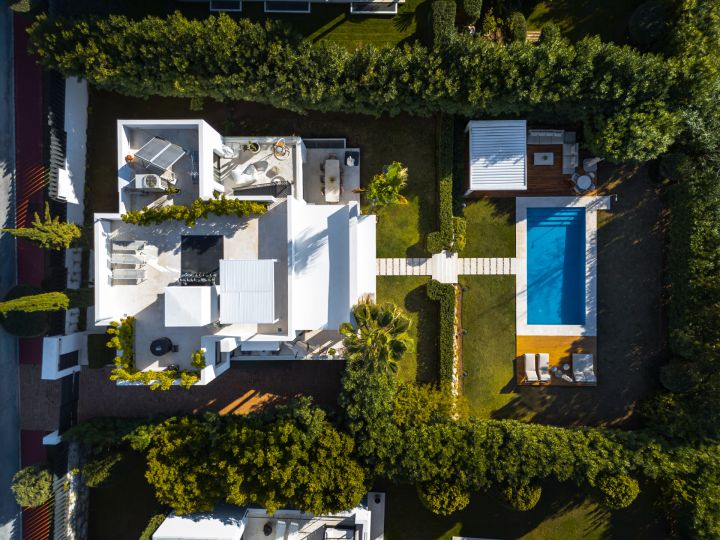 Los Olivos 3 - Modern Villa in Prime Location