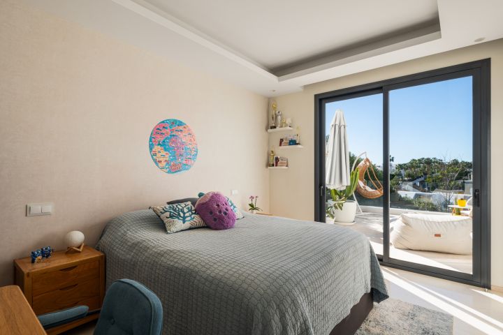 Los Olivos 3 - Modern Villa in Prime Location