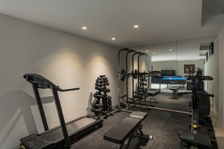 Los Olivos 3 - Modern Villa in Prime Location