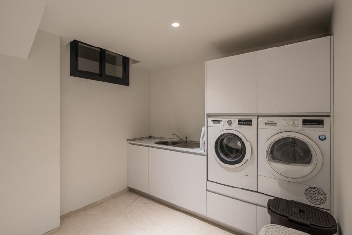 Los Olivos 3 - Modern Villa in Prime Location