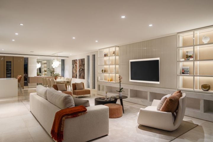 Magna 6 - Semi Detached Villa in Puente Romano