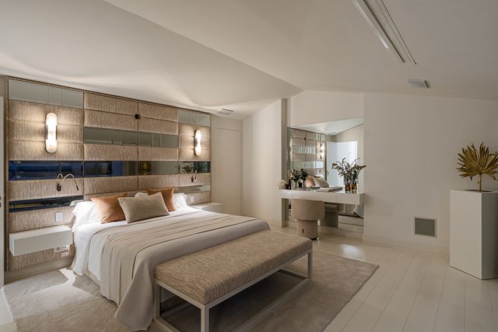 Magna 6 - Semi Detached Villa in Puente Romano