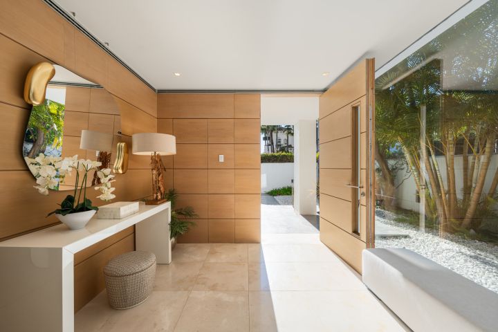 Magna 6 - Semi Detached Villa in Puente Romano