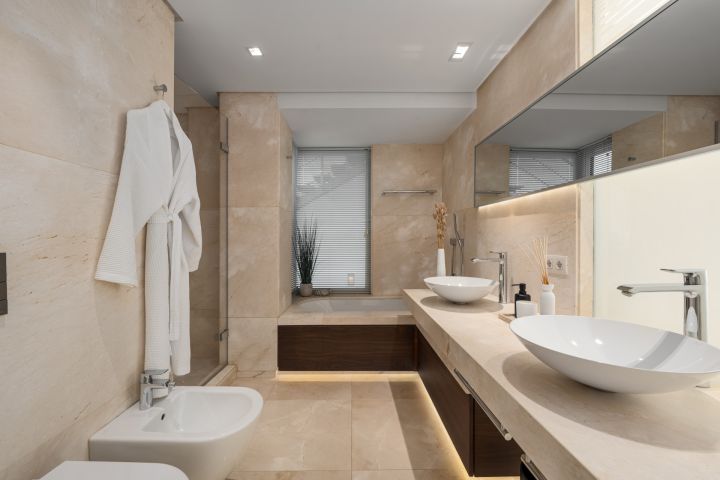 Magna 6 - Semi Detached Villa in Puente Romano