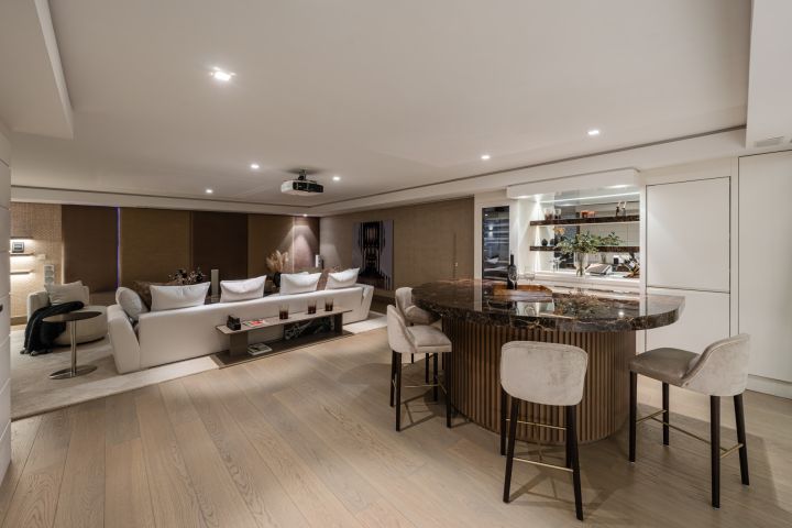 Magna 6 - Semi Detached Villa in Puente Romano