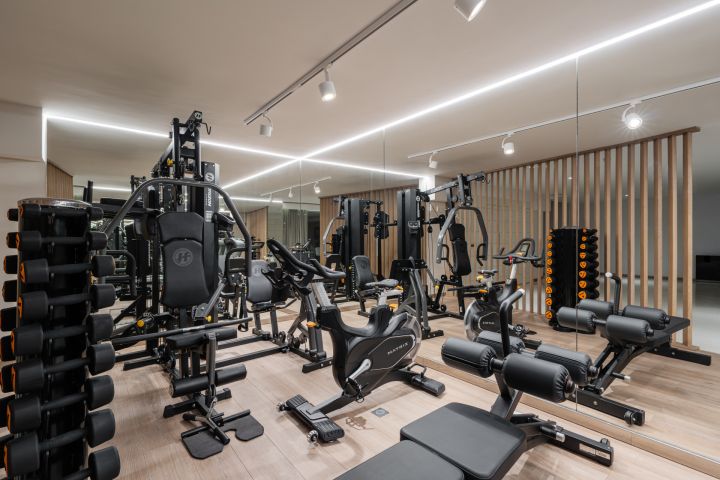 Magna 6 - Semi Detached Villa in Puente Romano