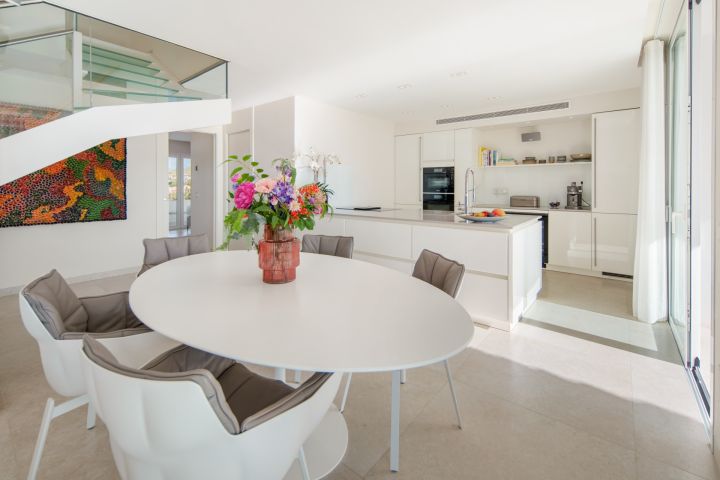 Monte Paraiso 2F - Impressive Property with Panoramic Views