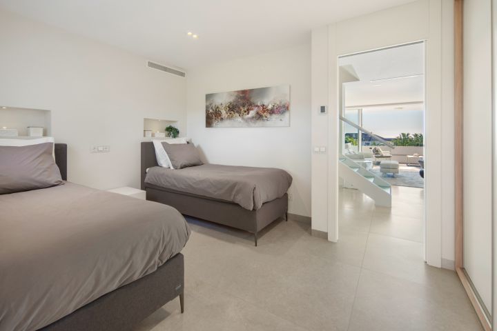 Monte Paraiso 2F - Impressive Property with Panoramic Views